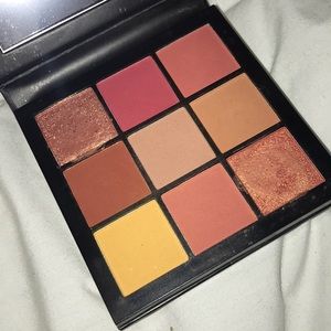 HUDA BEAUTY CORAL OBSESSIONS